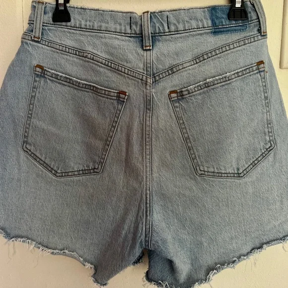 Abercrombie & Fitch 90s style Dad jeans Hem Denim Shorts- Curve Love-size 6 - Picture 3 of 3